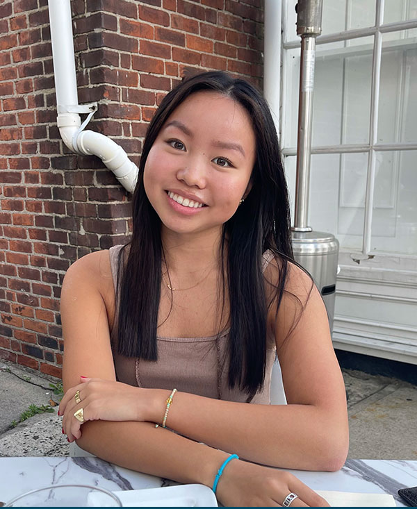 Patient Story Ava Lee Patient Story Setting Scoliosis Straight